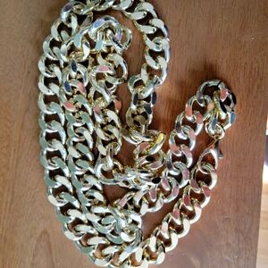 Gold Chunky Chain Belt
